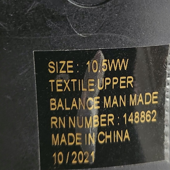 Women's Torrid Faux Black Suede w Ankle Strap Block Heel Platform Shoes 10.5 ww - Picture 6 of 15